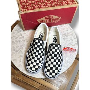 Vans Classic Slip-On Checkerboard Black White VN000EYEBWW Men’s 6.5 Women’s 8 Ne